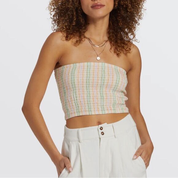 BILLABONG - Keep It Simple Smocked Crop Top - Picture 1 of 9
